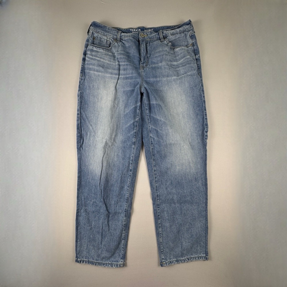 Torrid Womens 18 T Perfect Wide‎ Leg Stretch Rigid Denim Jeans Distressed Hem